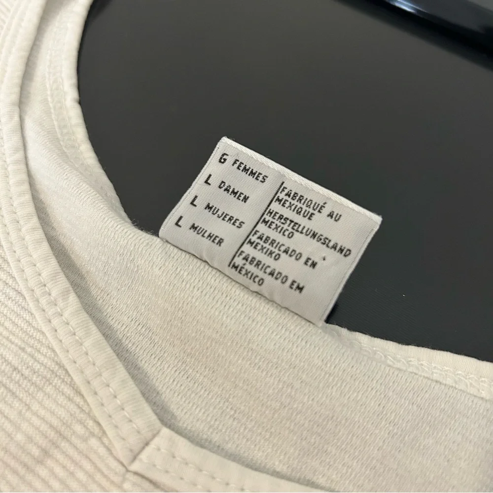 Columbia Shirt - Picture 3 of 10
